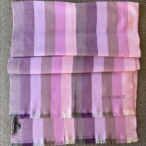 Versace 100% Pure New Wool Scarf Lightweight Purple Stripe Fringe